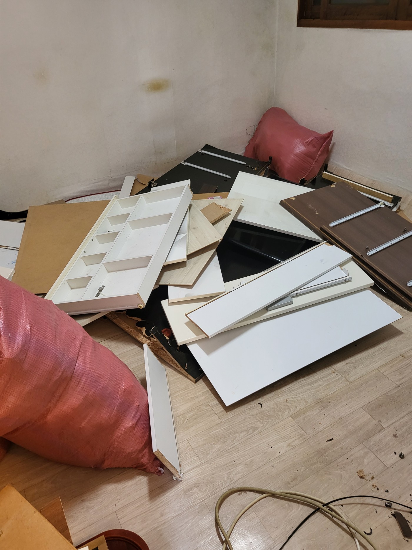 84dbcbcffdff1385d1b9ff5c4e0f67ec_1776223